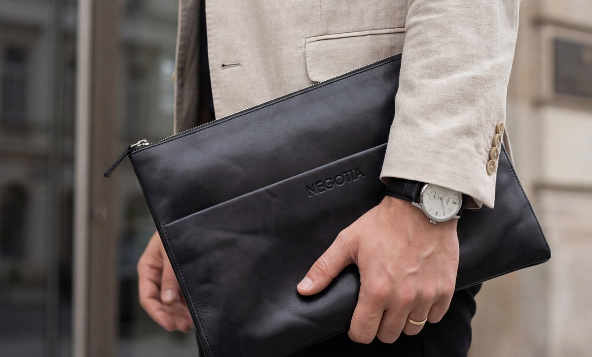 Housse pour ordinateur portable 16 pouces : ce qui rentre vraiment - Negotia Leather