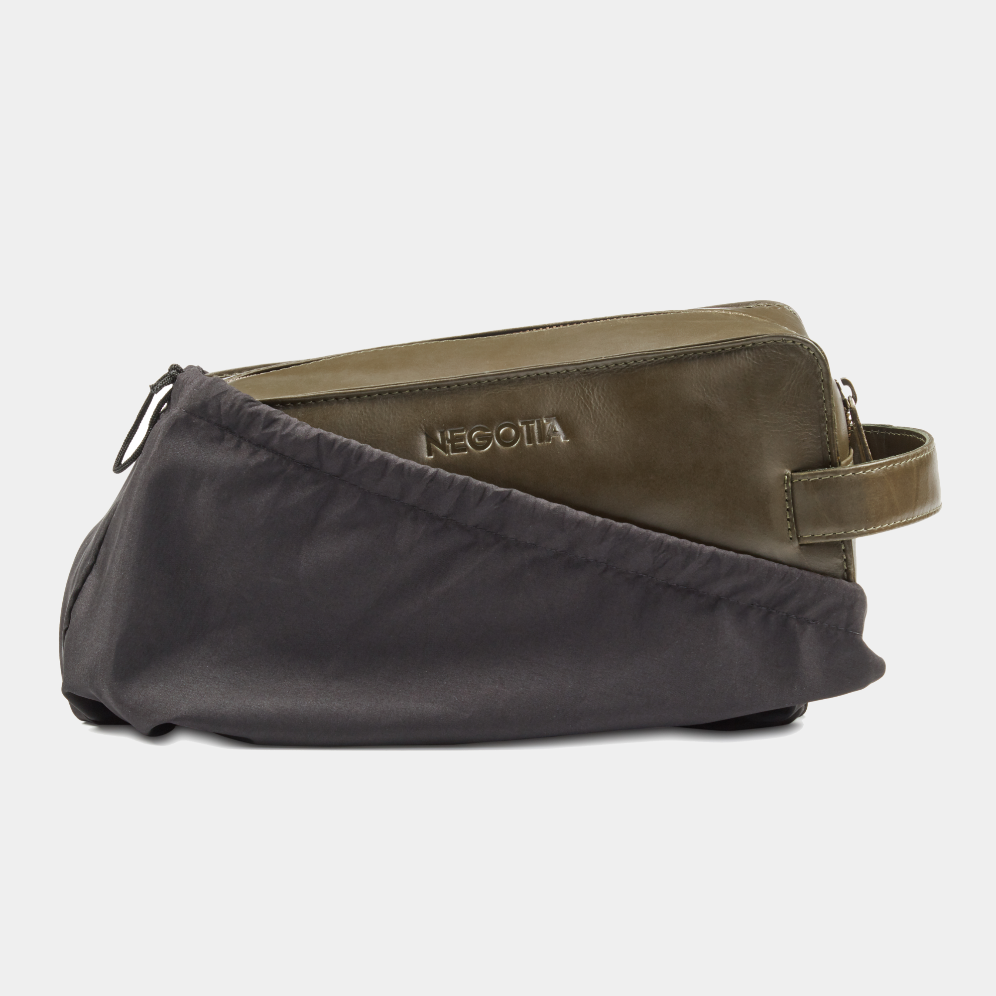 Delta | Toilet Bag Green