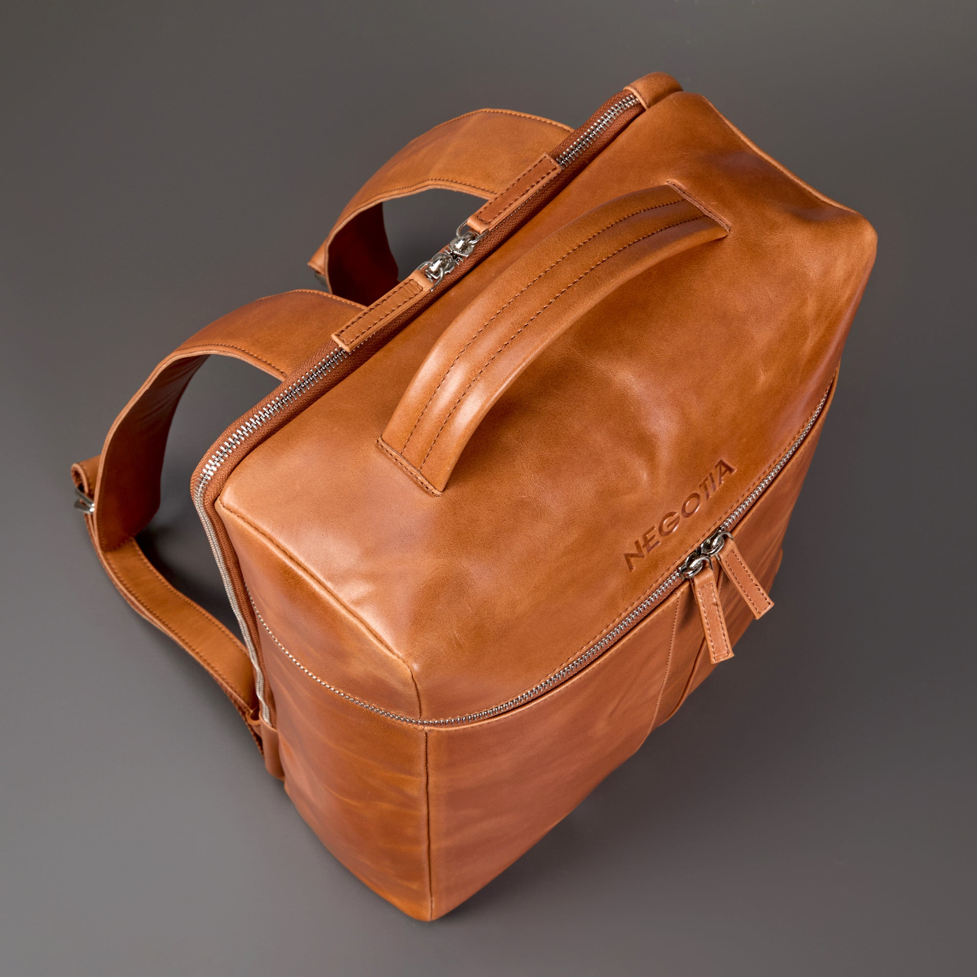 Alpha Travel Rugzak Bruin - NEGOTIA Leather