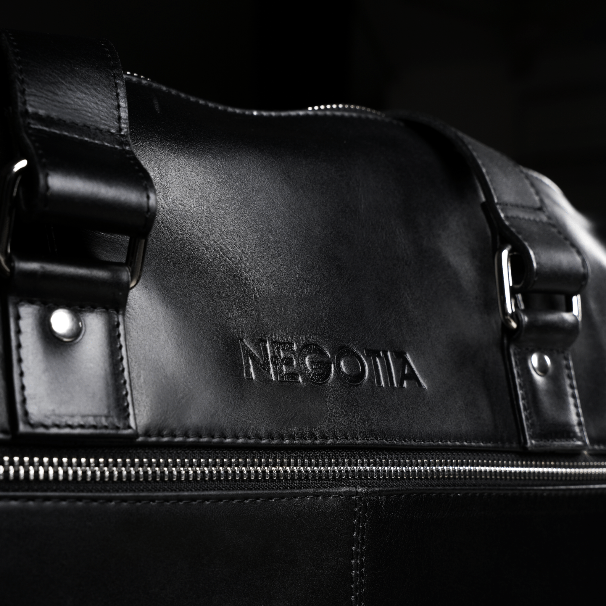 Alpha | Weekendtas Zwart - NEGOTIA Leather