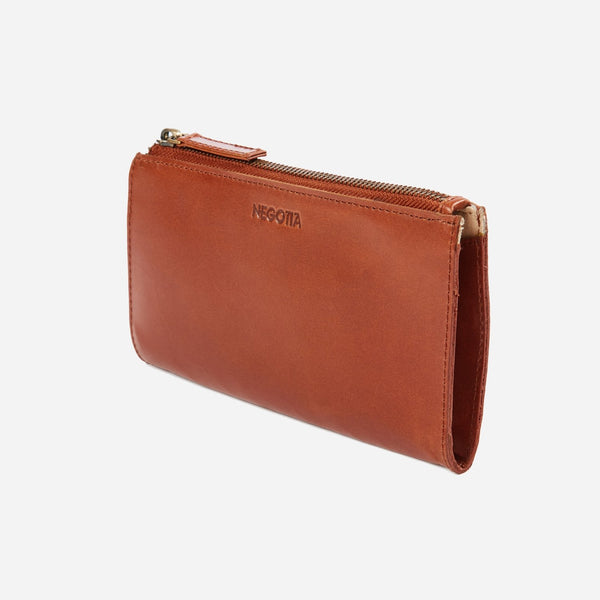 Alpha I Essential Case Bruin - NEGOTIA Leather