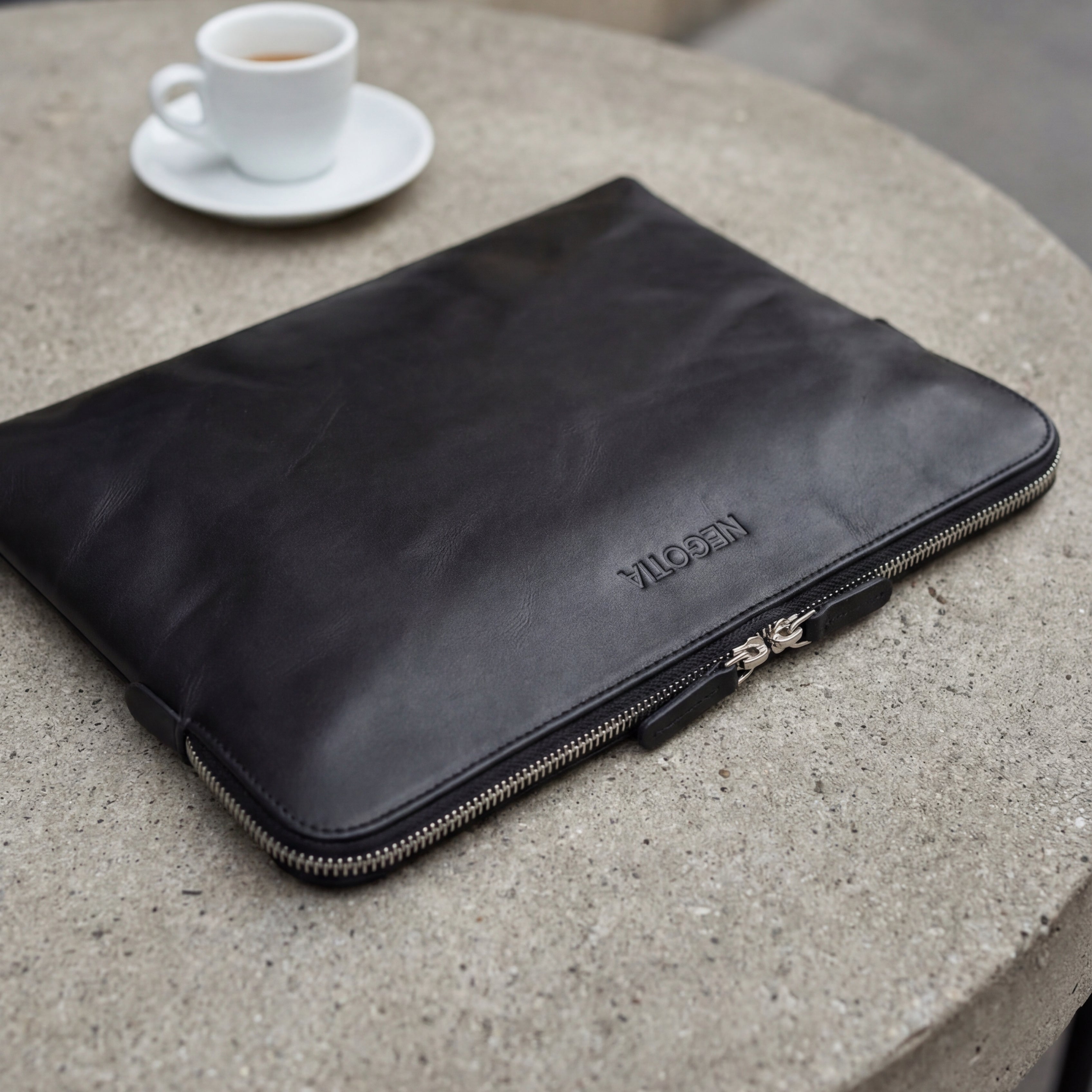 Mantle Sleeve 14 inch Zwart