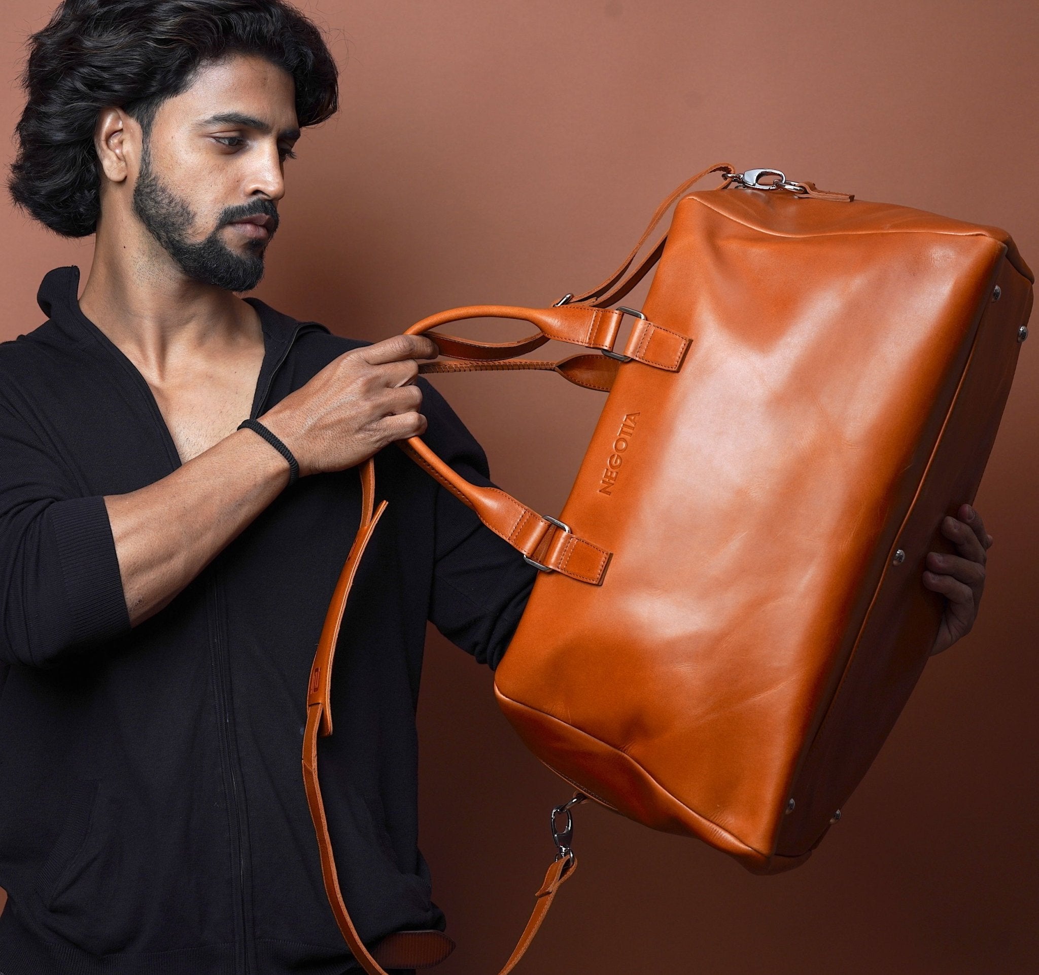 Alpha Apex Weekendtas Bruin - NEGOTIA Leather