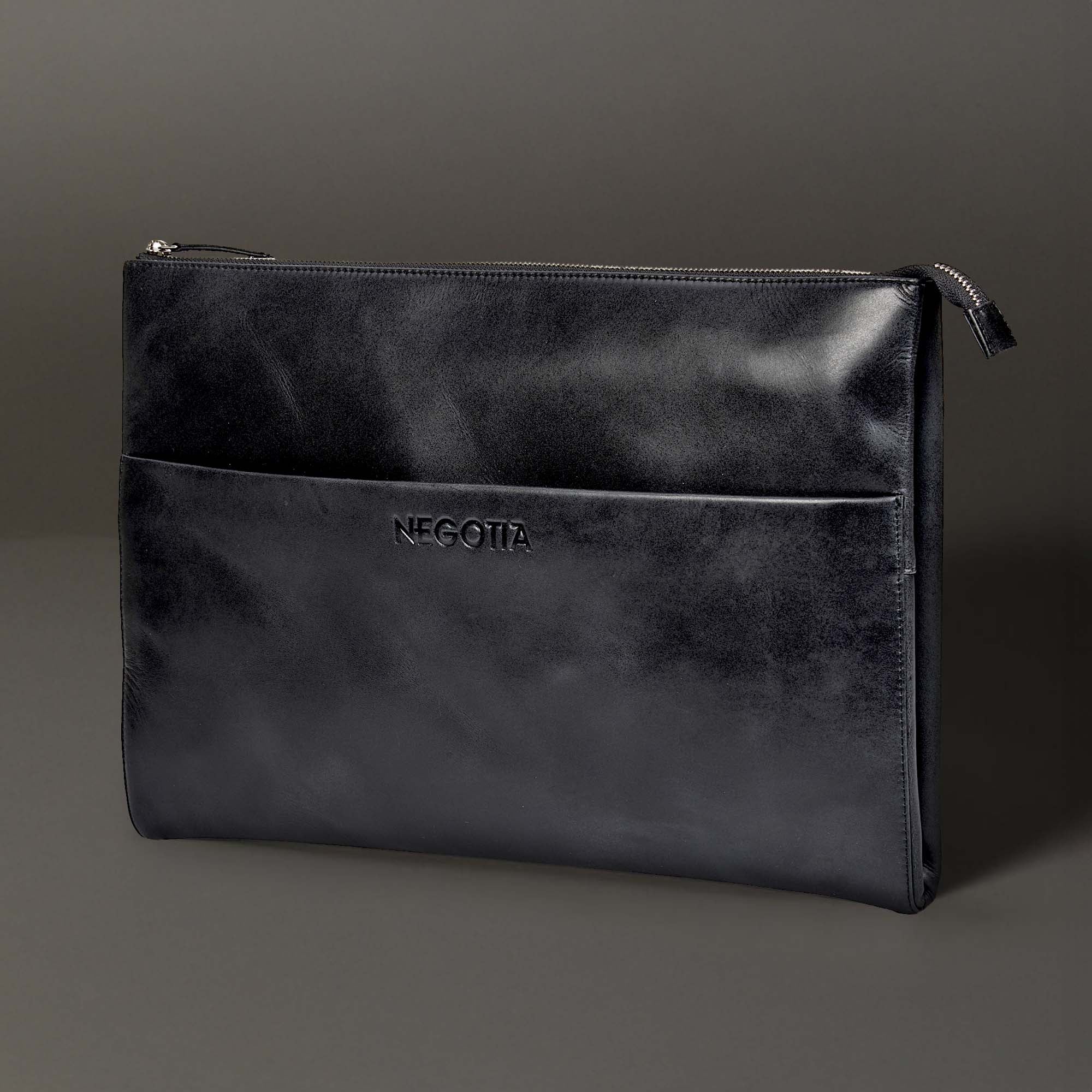 Alpha | Laptop Folio 15,6'' Zwart - NEGOTIA Leather