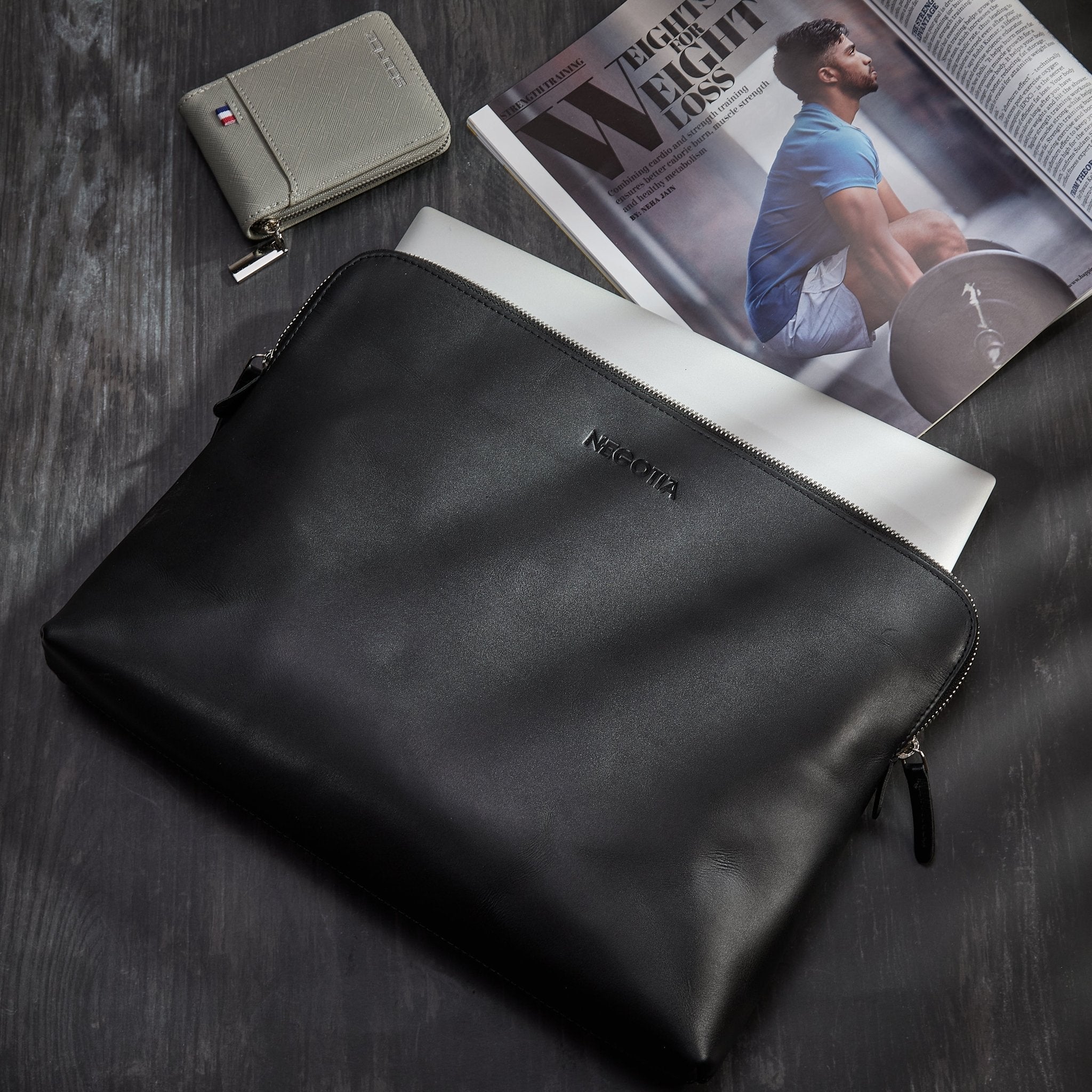 Alpha | Laptop sleeve Carry - All 14'' Zwart - NEGOTIA Leather