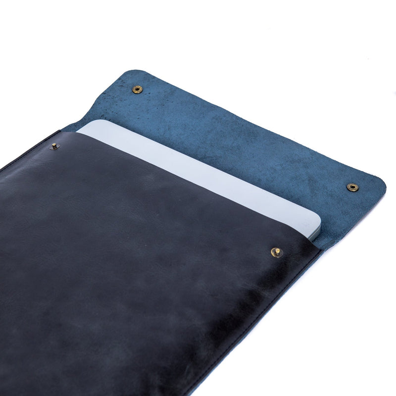 Alpha | Laptopsleeve 15,6" Zwart - NEGOTIA Leather